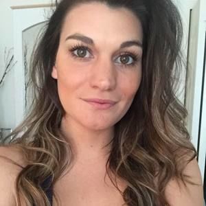 Meet your Posher, Valerie